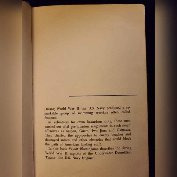 1964 'The U.S. Frogmen of WW2' by Wyatt Blassingame - Picture 8 of 8